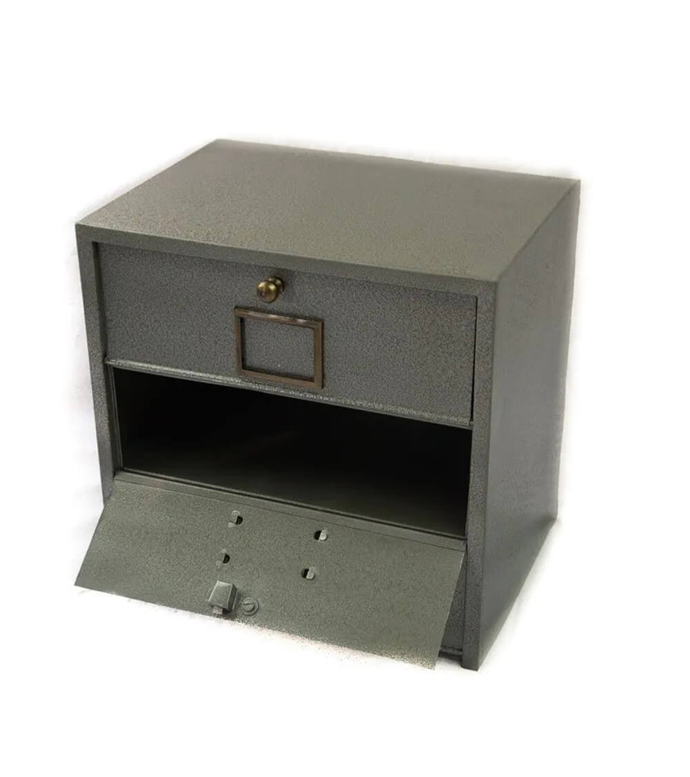 Meuble industriel 3 portes clapet style industriel Brût Homeware