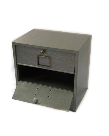 Meuble industriel 3 portes clapet style industriel Brût Homeware